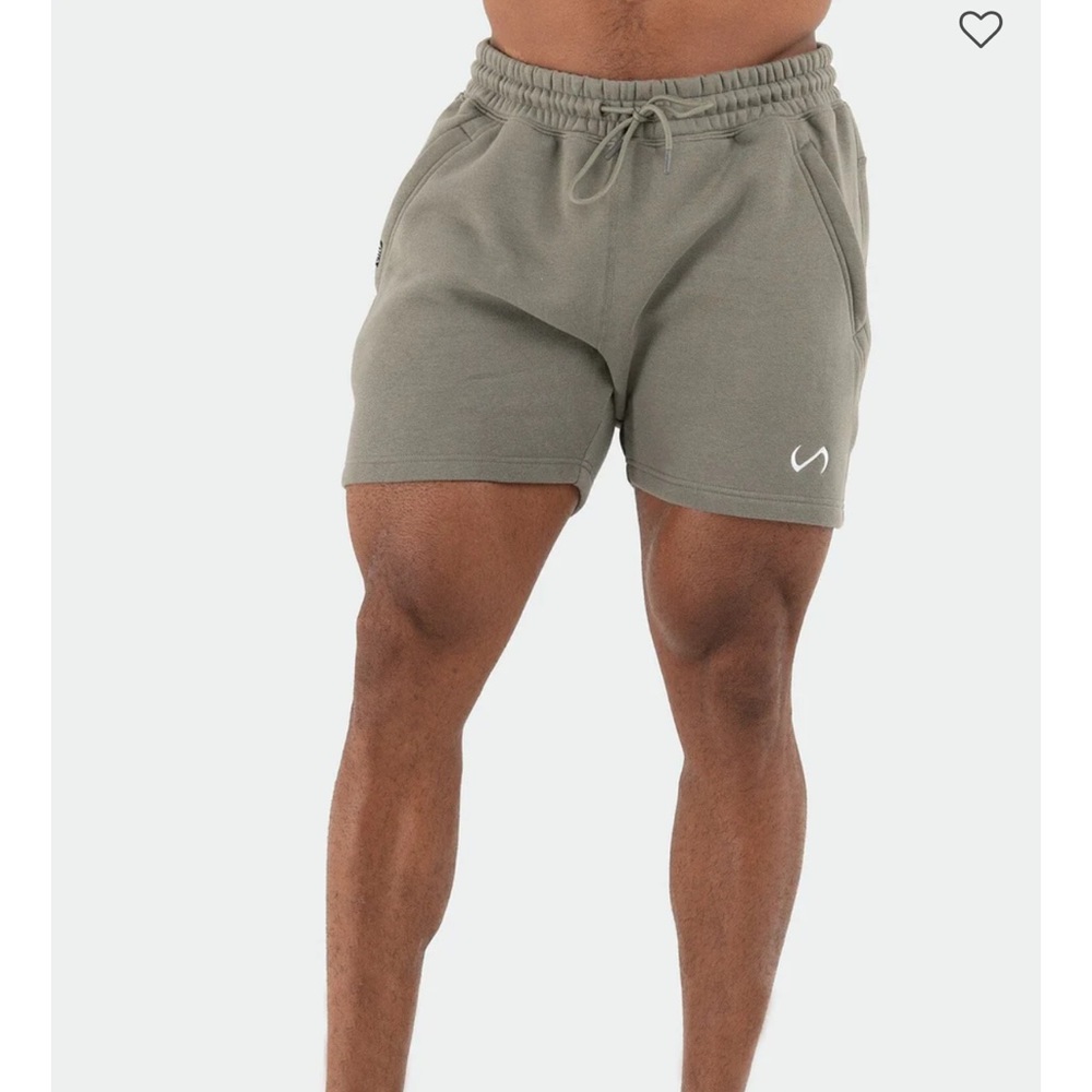 TLF Apparel Pivotal 6” Shorts in Sage — Size Medium